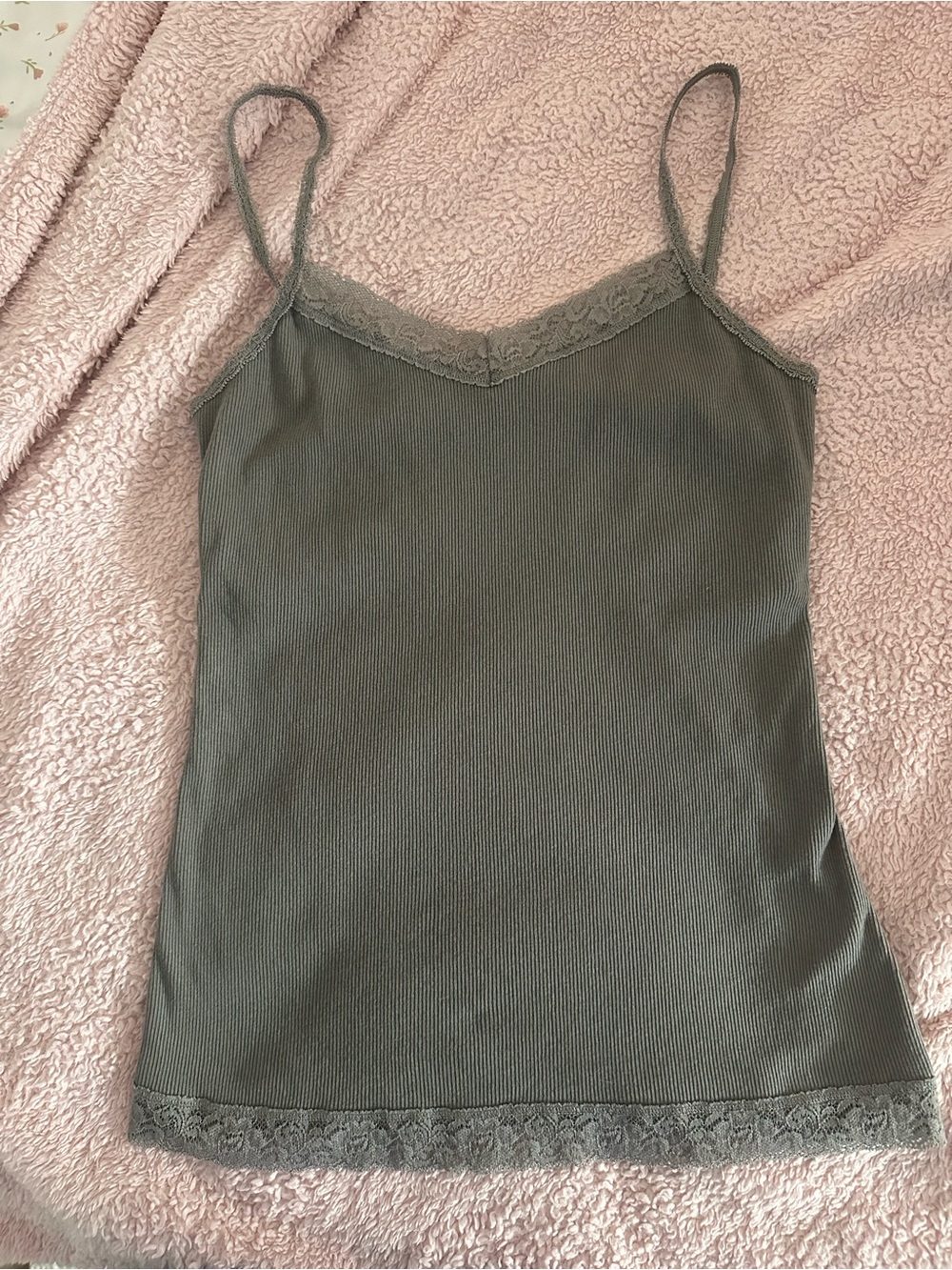 Brandy Melville Gray Ribbed Lace-Trim Cami